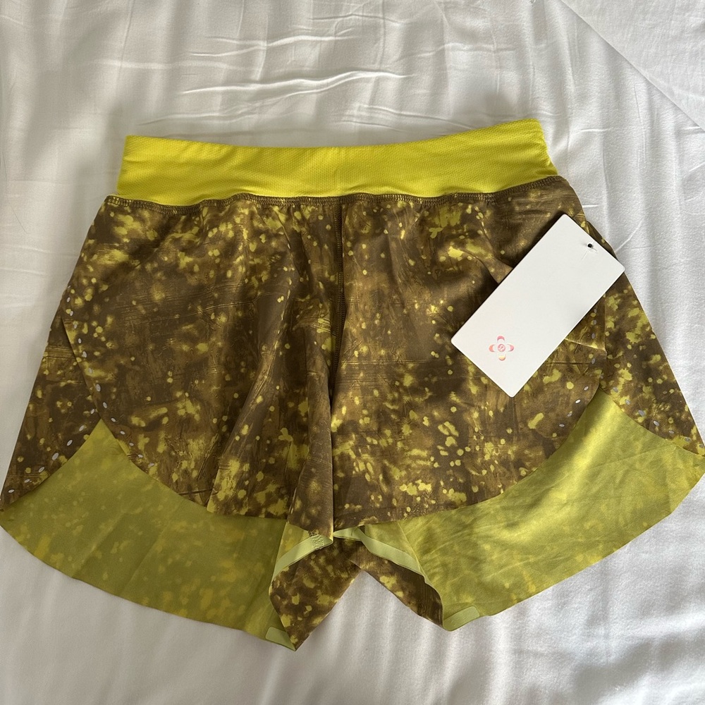 Find Your Pace Shorts HR 3”